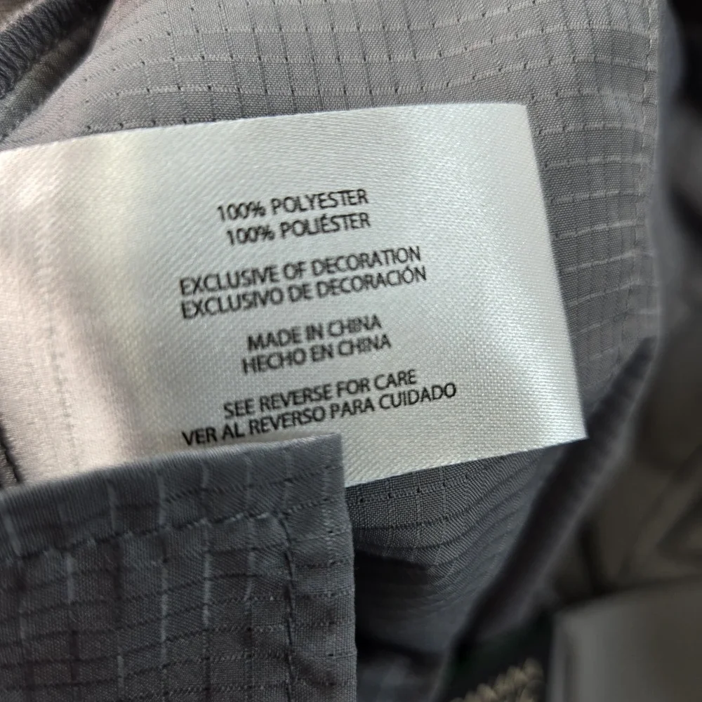 Banana Republic Pants Mens 38x30 Gray Chino Slim Microfiber Flat‎ Front Pockets